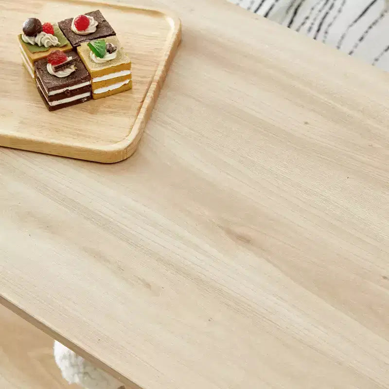 Table basse moderne et pratique avec rangements et étagères ouvertes, table d'appoint